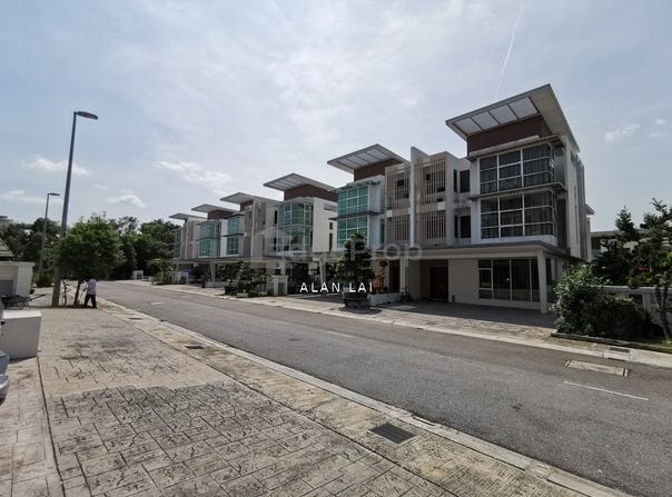 Jalan GR 2/2, Cyberjaya, Selangor 62000