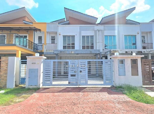 Jalan Akuatik, Shah Alam, Selangor 40100