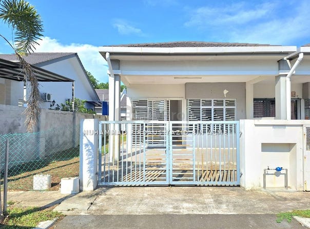 Bandar Mahkota Banting, Banting, Selangor 42700
