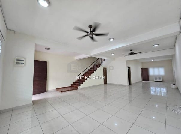 Bandar Putra Permai, Serdang, Selangor 43300