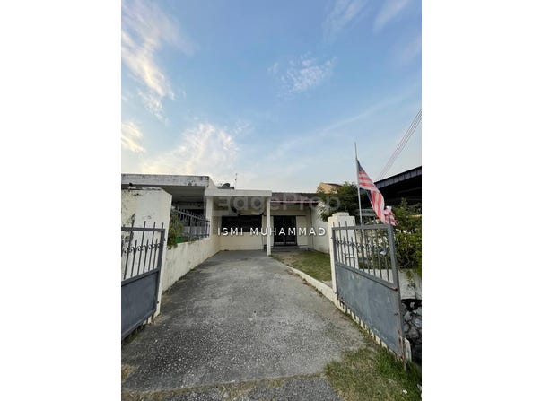 Jalan Usaha Ehsan, Taman Ehsan, Kepong, Selangor 52100