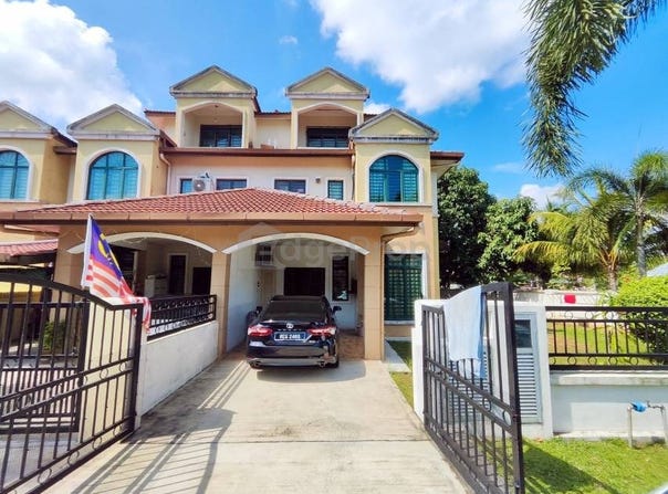 Jalan Warisan Indah, Sepang, Selangor 43900