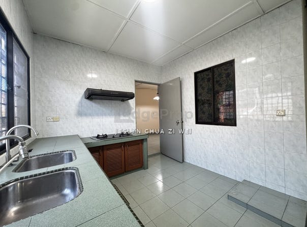 Jalan USJ 2/1, USJ, Selangor 47600