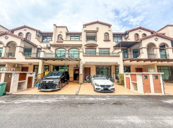 Lebuh Diamond, Semenyih, Selangor 43500