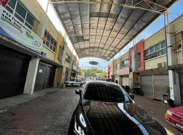 Jalan PPAJ, Bandar Puncak Alam, Selangor 42300