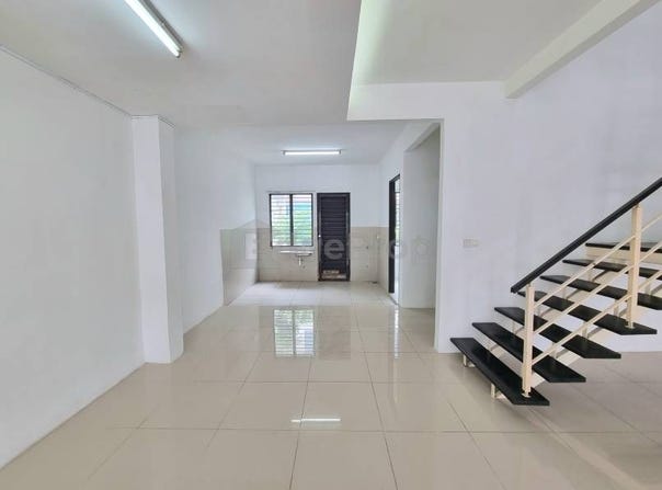 Jalan Lengkuas, Rimba Jaya, Shah Alam, Selangor 40200
