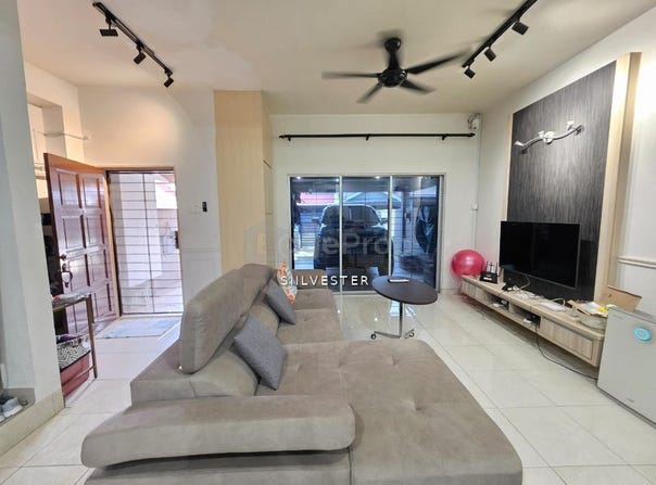 Jalan DC 2, Sungai Buloh, Selangor 47000