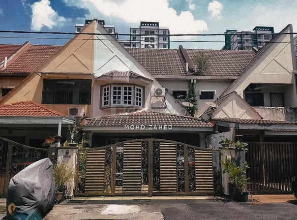 Jalan Nirwana, Ampang, Selangor 68000