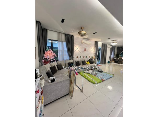 Lebuh Diamond, Semenyih, Selangor 43500