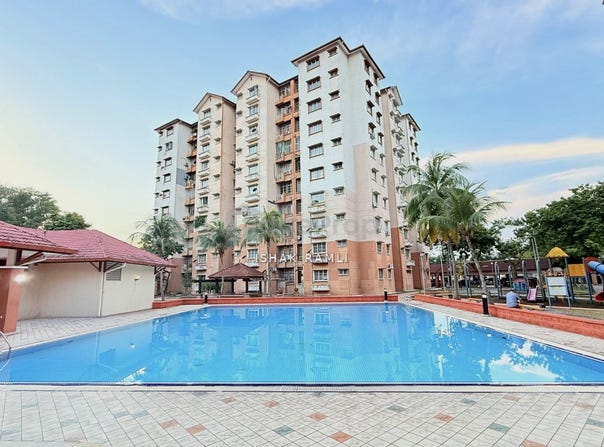 Block D, Jalan Bait U8/1, Section U8, 40150, Selangor, Bukit Jelutong, Selangor 40150