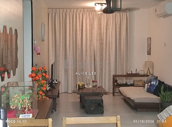 J, Semenyih, Selangor 43000