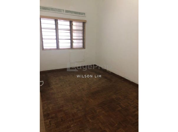 Lorong Mawar, Port Klang, Selangor 42000
