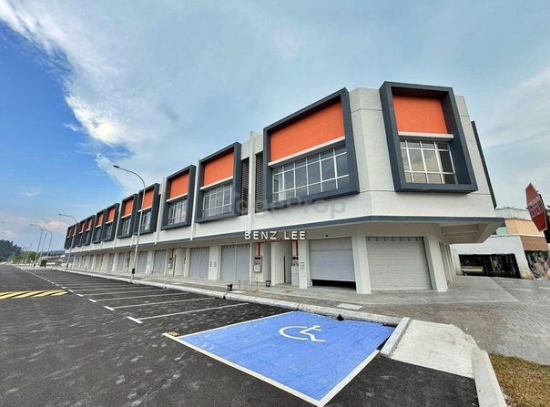 Jalan dataran suria 15/8/3, Puncak Alam, Selangor 42300