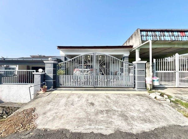 Jalan 1/1, Semenyih, Selangor 43500