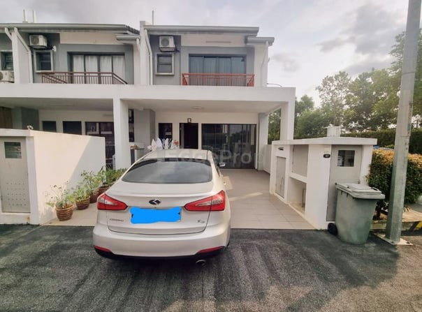 Lebuh Diamond, Semenyih, Selangor 43500