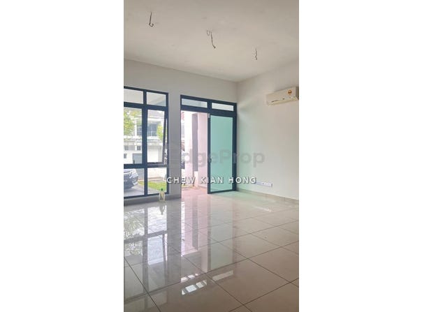 Lebuh Kota Iskandar, Iskandar Puteri, Johor 79100
