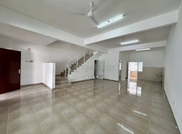 Jalan Sentral, Iskandar Puteri, Johor 79100