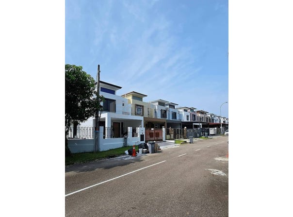 Jalan Bukit Indah, Bukit Indah, Johor 81200