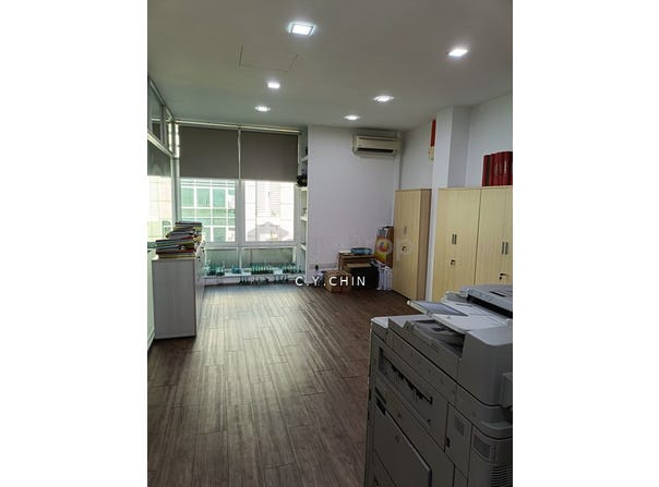 Jalan Puteri 4, Puchong, Selangor 47100