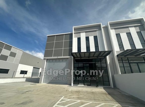 j, Johor Bahru, Johor 81100