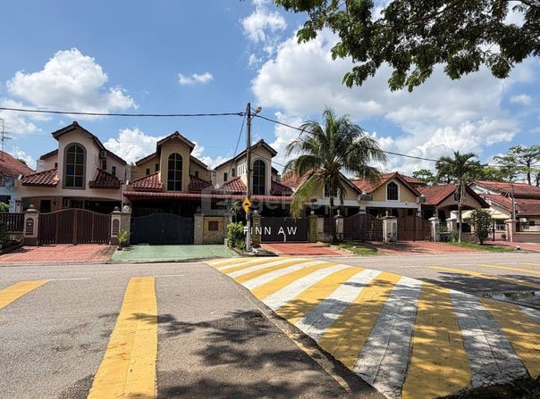 Jalan Molek 1, Johor Bahru, Johor 81100