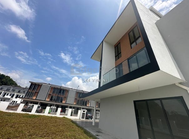 Seri Kembangan, Selangor 43300