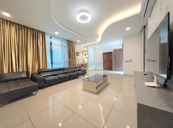 Lebuh Kota Iskandar, Iskandar Puteri, Johor 79100