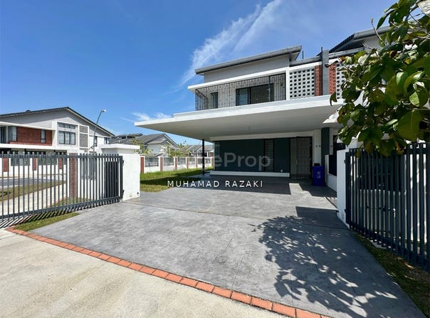 Persiaran Elmina, Sungai Buloh, Selangor 40160