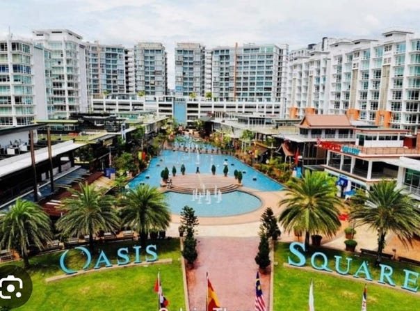 Jalan Lapangan Terbang Sultan Abdul Aziz Shah, Ara Damansara, Selangor, Petaling Jaya, Selangor 0