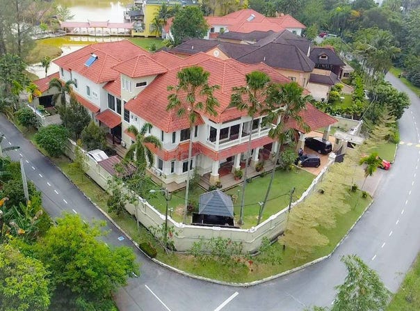 Jalan Bukit Impiana, Kajang, Selangor 43000
