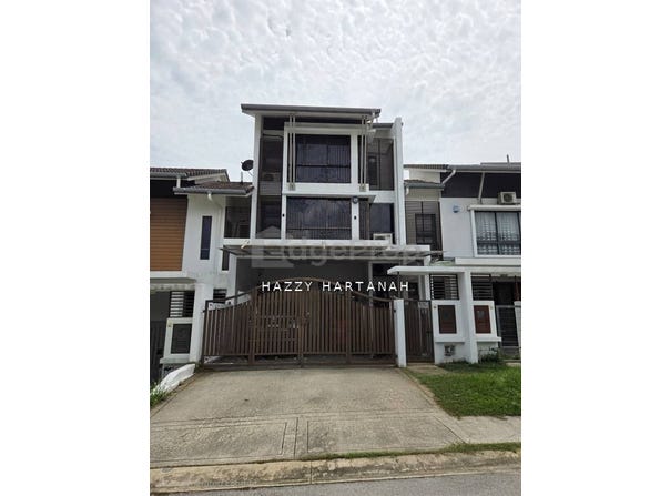 Jalan Elektron U16/57, Denai Alam, Shah Alam, Selangor 40160