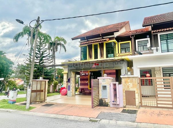 Jalan BK 2, Puchong, Selangor 47180