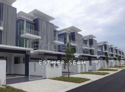 Persiaran Gerbang Utama, Bukit Jelutong, Selangor