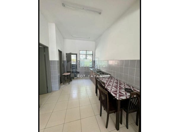 Persiaran Hill Park, Puncak Alam, Bandar Puncak Alam, Selangor 42300