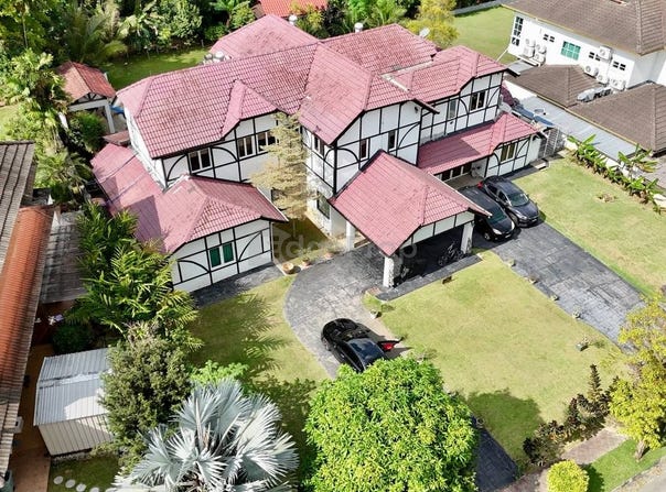 Jalan Kelab Golf, Shah Alam, Selangor 40100