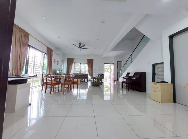 Jalan Saujana Suria, Kajang, Selangor 43000