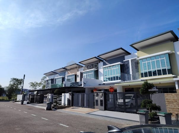 Jalan Sentral, Iskandar Puteri, Johor 79100