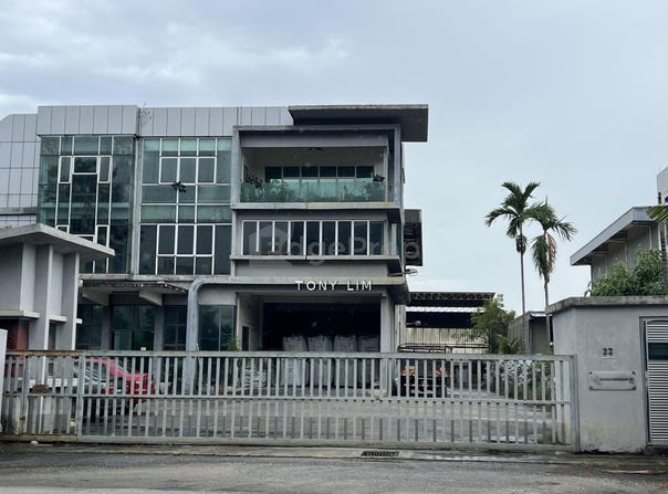 Shah Alam, Selangor 42450
