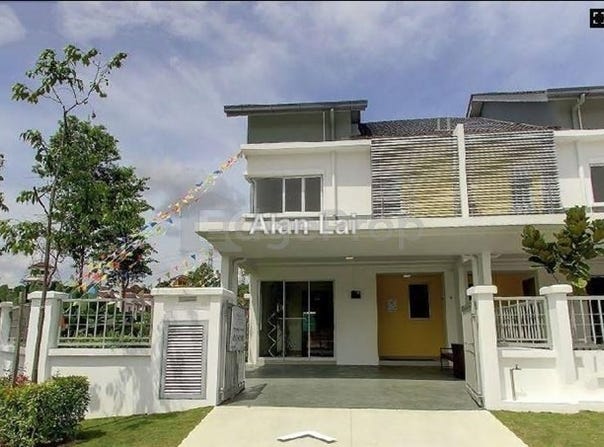 Jalan Salak Perdana, Sepang, Selangor 43950