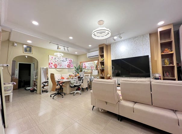 Jalan Sayang, Batu 9th Cheras, Selangor 43200