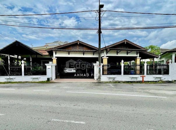 Jalan Merpati, Banting, Selangor 42700