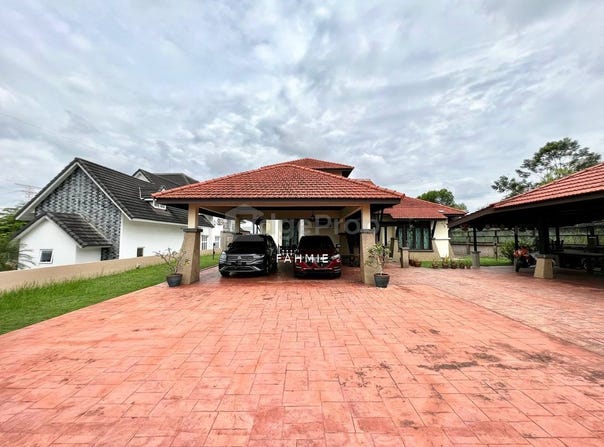 Jalan Golf; Jalan Cempaka, Bangi, Selangor 43650