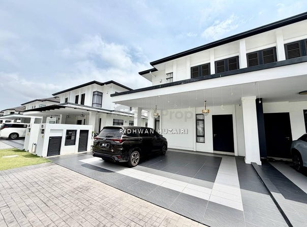 Bandar Puncak Alam, Selangor 42300