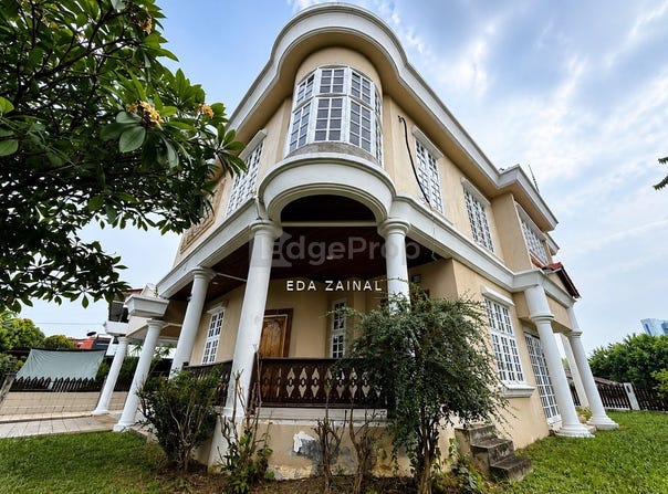 Jalan Bunga Raya, Shah Alam, Selangor 40000