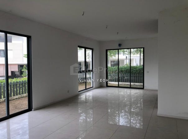 Jalan KE 14, Persiaran Kota Emerald, Kota Emerald, Rawang, Selangor 48000