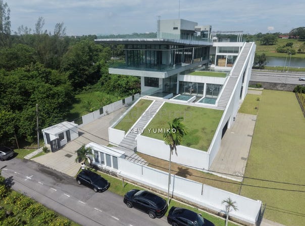 Jalan Bukit Impiana, Kajang, Selangor 43000