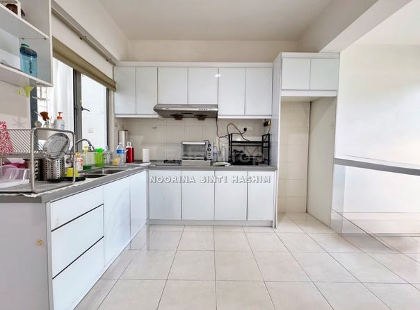 Jalan Vista Emas 2, 43000, Selangor, Kajang, Selangor 43000