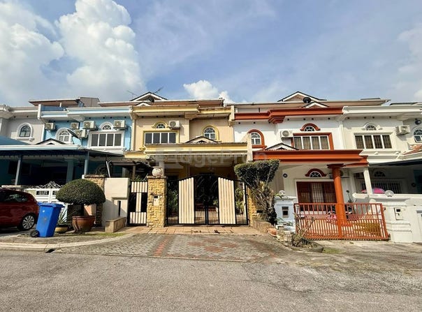 Persiaran Kayangan, Shah Alam, Selangor 40000