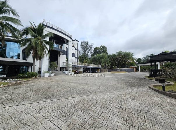 Jalan Bukit Impiana, Kajang, Selangor 43000