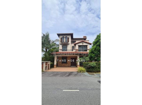 Lebuh Diamond, Semenyih, Selangor 43500